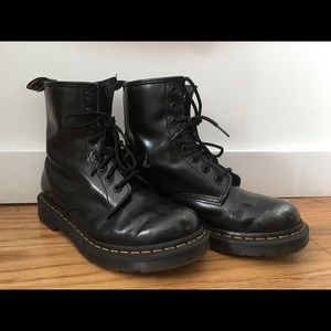Dr. Martens 1460 W size 9